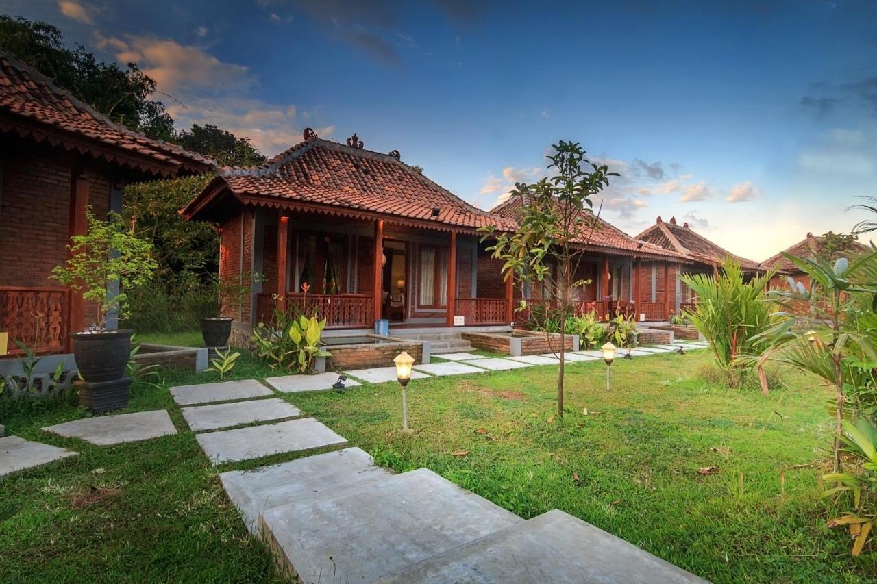 Balkondes Majaksingi Jasamarga Magelang Exterior photo
